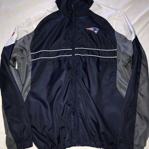 RARE NEW ENGLAND PATRIOTS WINDBREAKER MENS SIZE L